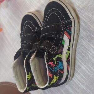 Toddler shoes